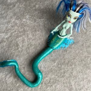 2014 Mattel, monster, high mermaid doll